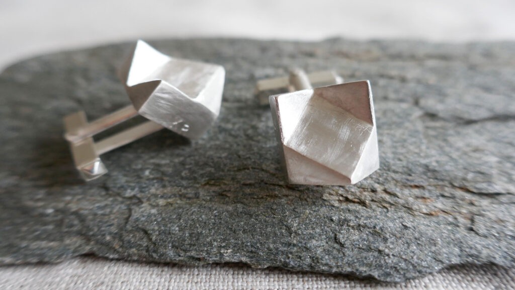 cufflinks-quadron