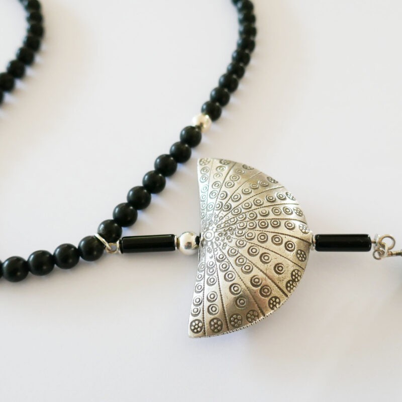photo-of-onyx-silver