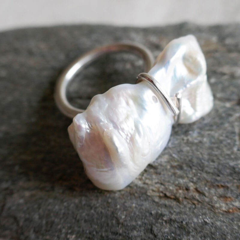 photo-of-pearl-ring