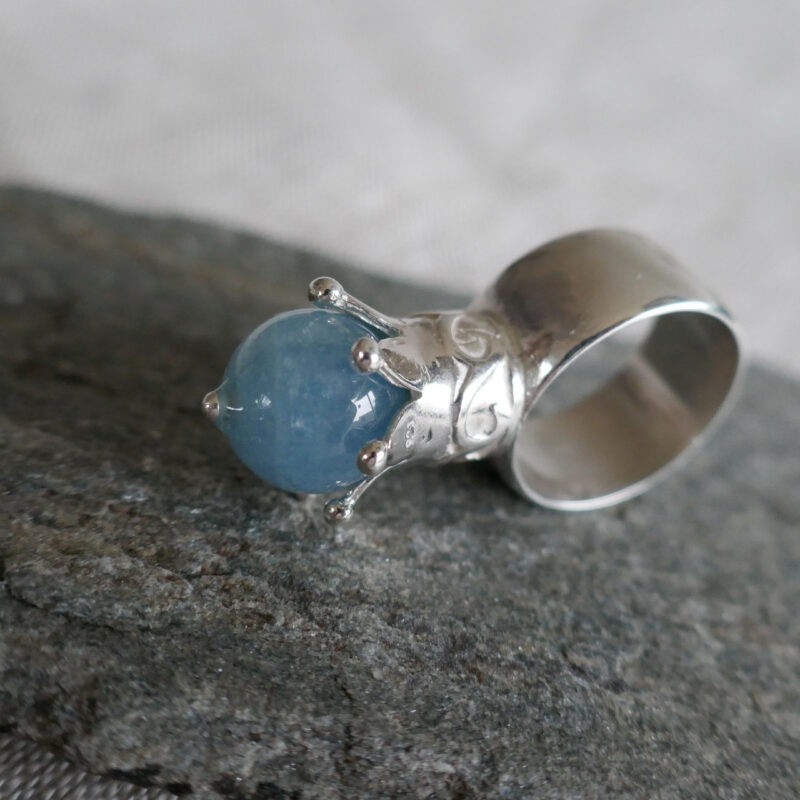 photo-of-ring-queen-aquamarine