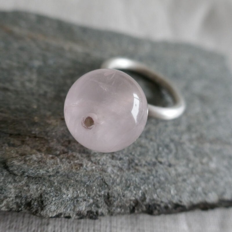 photo-ofrose-quartz-ring