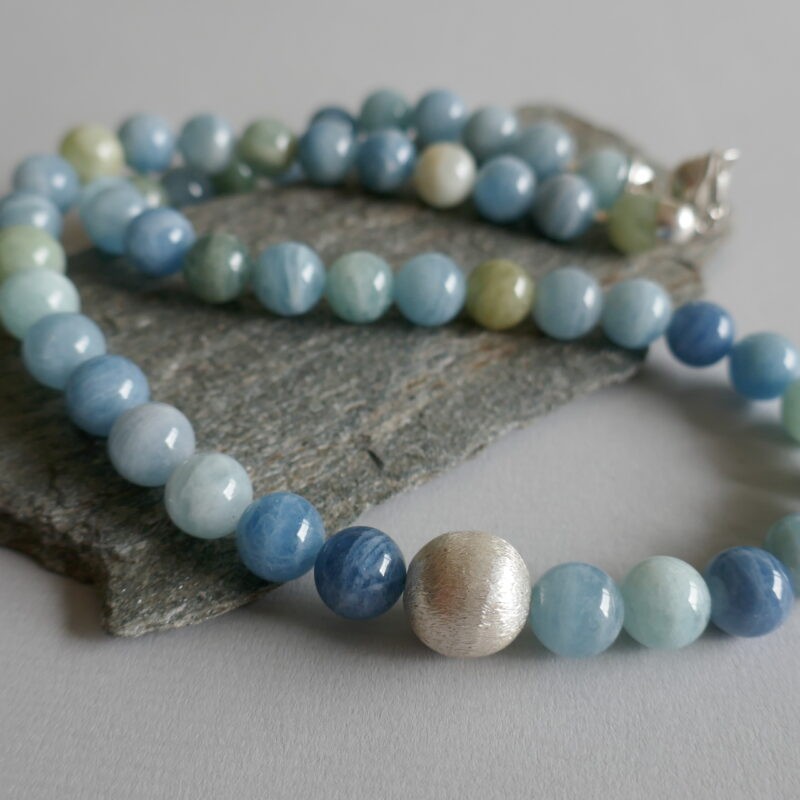 photo-of-aventurine-blue-necklace