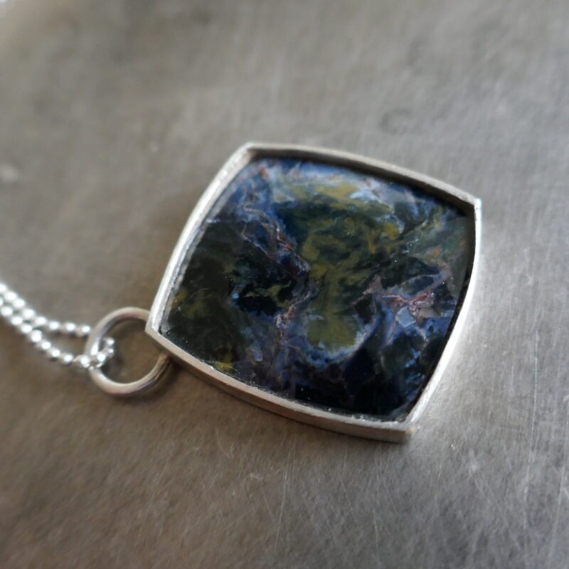 photo-of-petersite-pendant